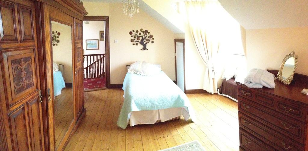 White Hill Country House B&B คาสเซิลเบลย์นีย์ ห้อง รูปภาพ